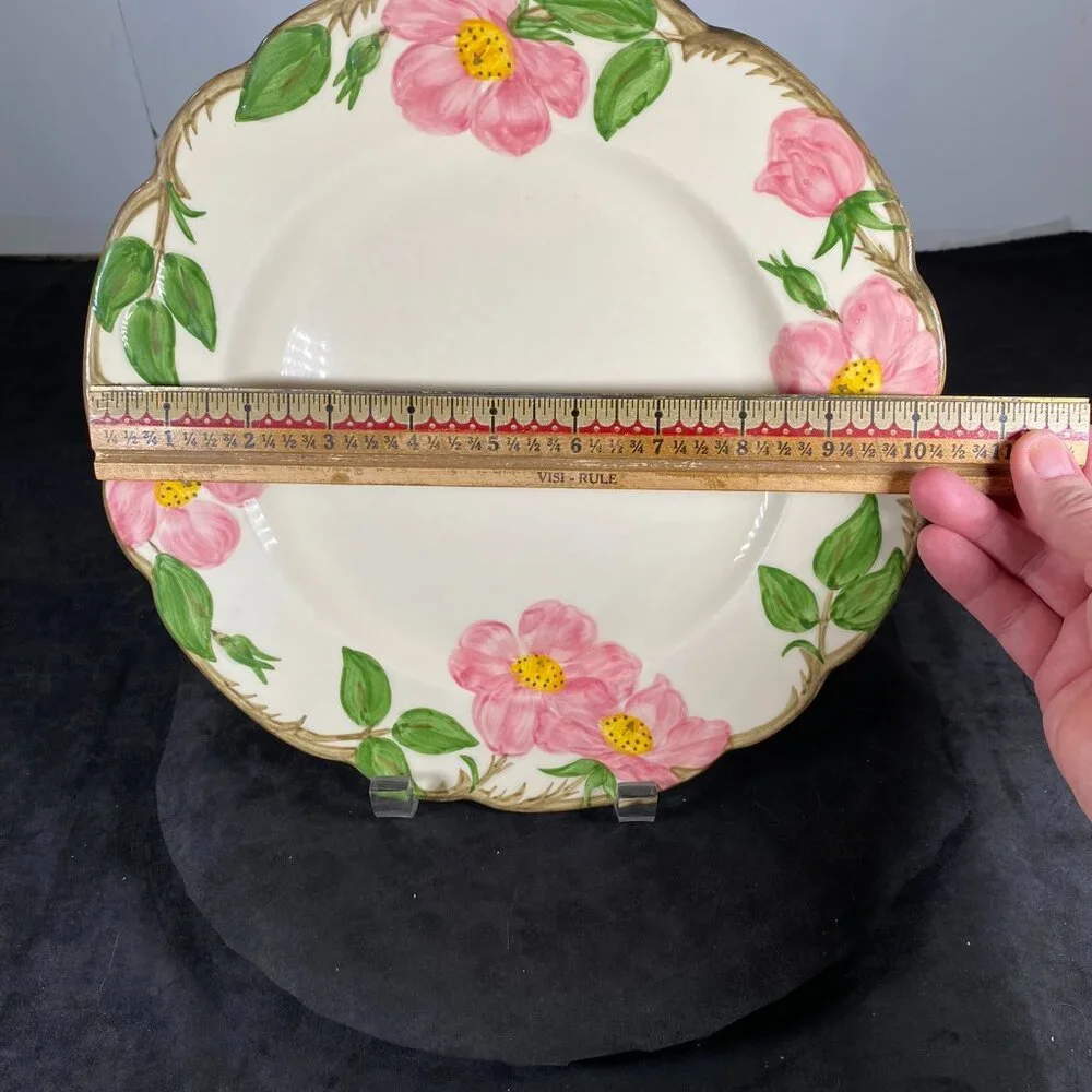 Vintage Franciscan Desert Rose Dinner Plates, very good condition and most made